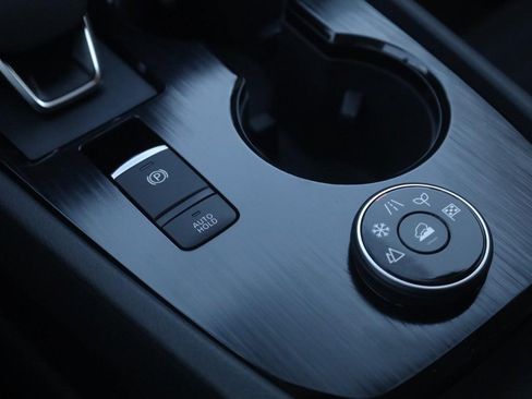 New 2026 Nissan Rogue SV AWD/4WD image 17