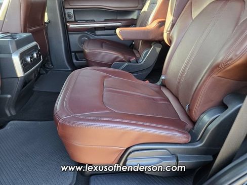 Used 2024 Ford Expedition Limited RWD image 12