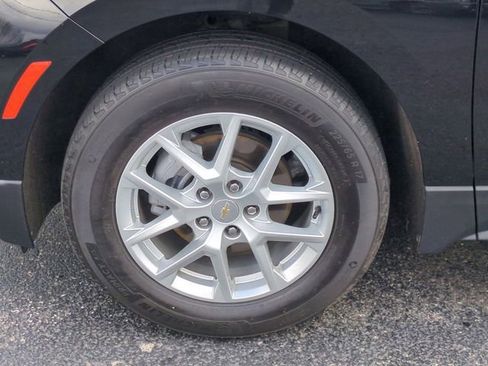 Certified 2023 Chevrolet Equinox LT image 32