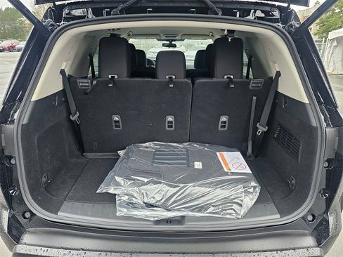 New 2026 Nissan Pathfinder SV image 22