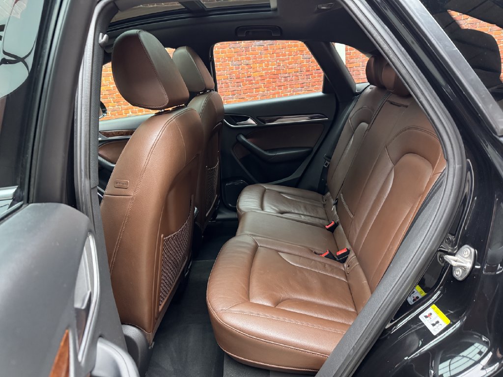 Used 2018 Audi Q3 2.0T Premium Plus w/ Premium Plus Package AWD/4WD image 25