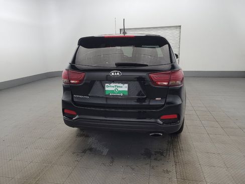 Used 2019 Kia Sorento LX image 7