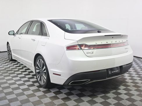 Used 2017 Lincoln MKZ Reserve w/ Climate Package AWD/4WD image 4
