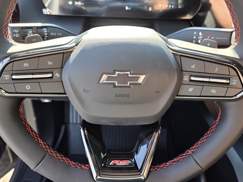 New 2026 Chevrolet Equinox RS w/ Convenience Package III FWD image 18