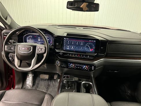Certified 2024 GMC Sierra 1500 SLT w/ SLT Premium Plus Package AWD/4WD image 17