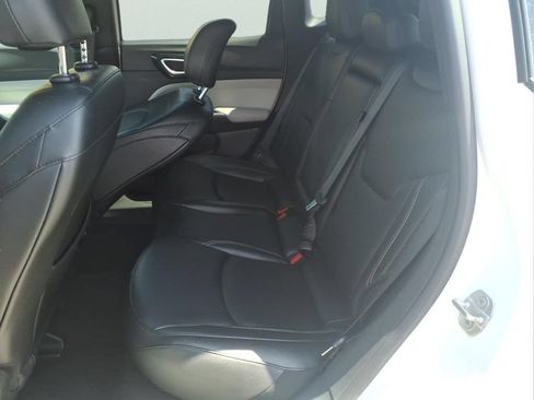 Used 2025 Jeep Compass Limited AWD/4WD image 22