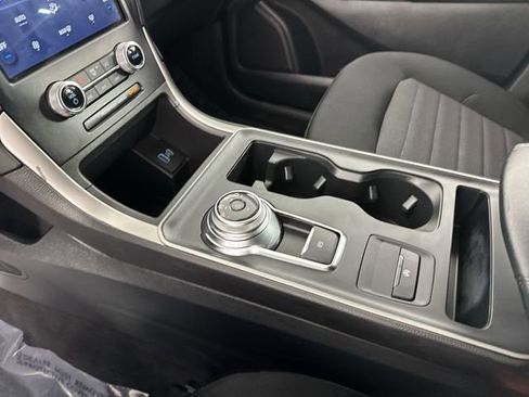 Used 2022 Ford Edge SE w/ Cargo Accessory Package image 16