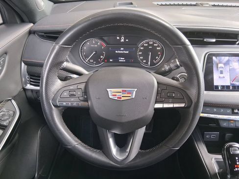 Used 2023 Cadillac XT4 Sport w/ Enhanced Visibility Package FWD image 10