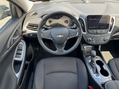 Used 2024 Chevrolet Malibu LT image 20