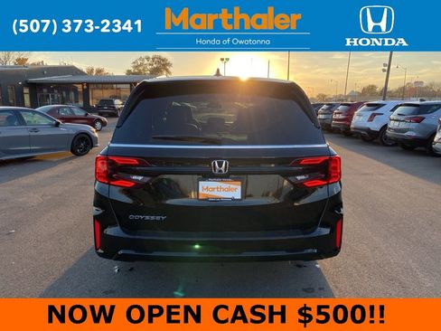 New 2026 Honda Odyssey EX-L image 4