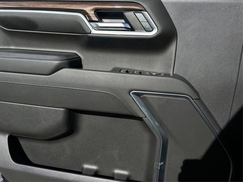 Used 2024 Chevrolet Silverado 1500 RST image 24