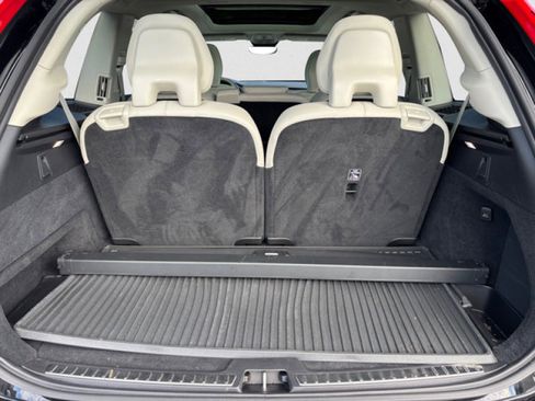 Used 2023 Volvo XC90 B6 Ultimate w/ Protection Package image 20