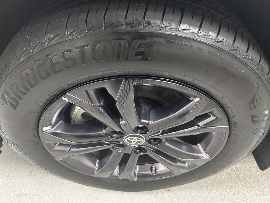 Certified 2024 Toyota Sienna XLE Woodland Edition AWD/4WD image 9