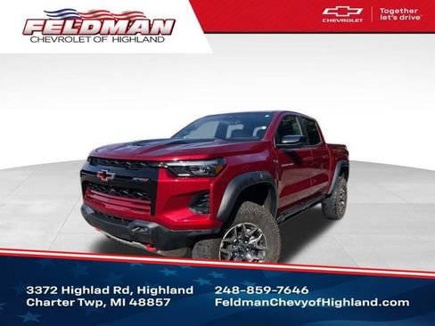 Used 2024 Chevrolet Colorado ZR2 w/ Technology Package AWD/4WD image 1