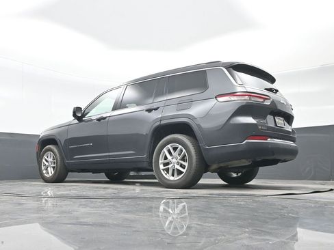 Used 2021 Jeep Grand Cherokee L Laredo w/ Luxury Tech Group I image 28