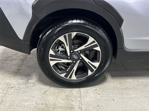 Certified 2025 Subaru Crosstrek 2.0i Premium image 12