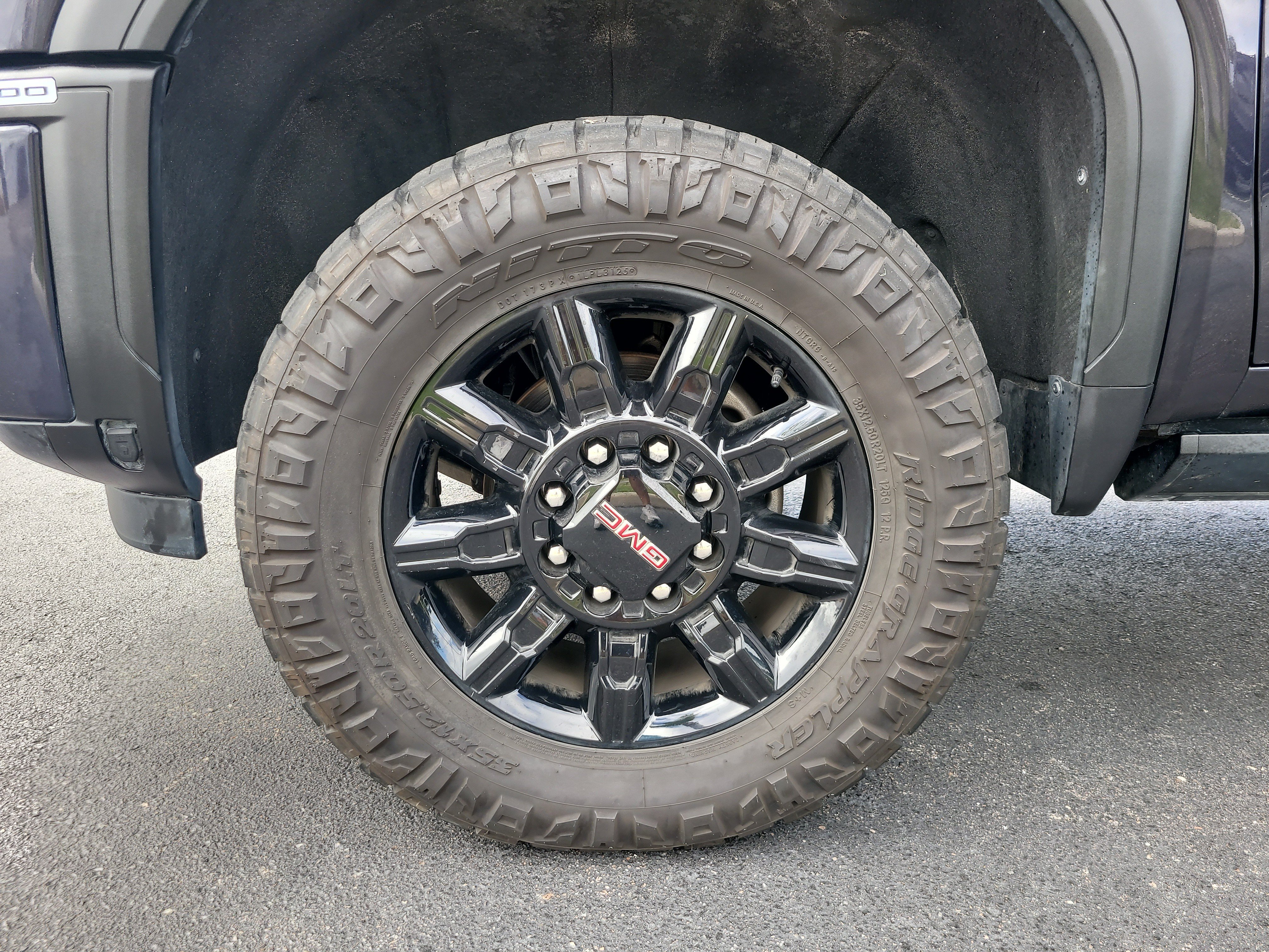 Used 2024 GMC Sierra 3500 AT4 w/ AT4 Premium Plus Package AWD/4WD image 10