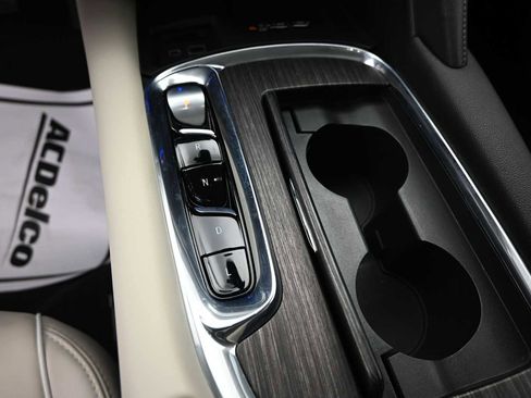 Used 2023 Buick Enclave Avenir w/ Avenir Technology Package FWD image 16