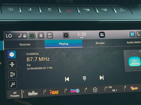 New 2026 Jeep Grand Cherokee L Summit AWD/4WD image 24