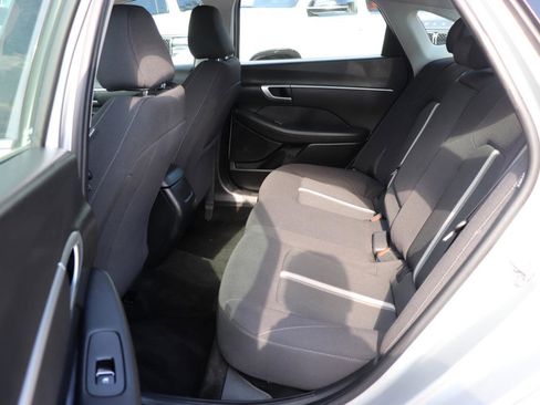 Used 2025 Hyundai Sonata SEL FWD image 12
