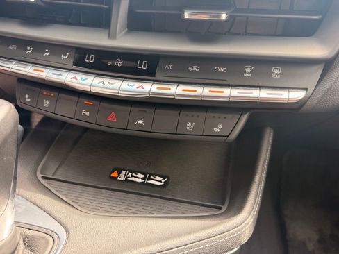 Used 2022 Cadillac CT4 Premium Luxury AWD/4WD image 21