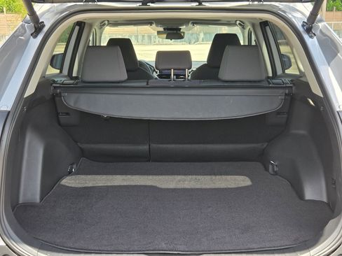 Used 2025 Toyota RAV4 XLE w/ Convenience Package image 24