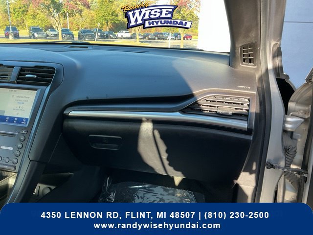 Used 2020 Ford Fusion Titanium FWD image 38