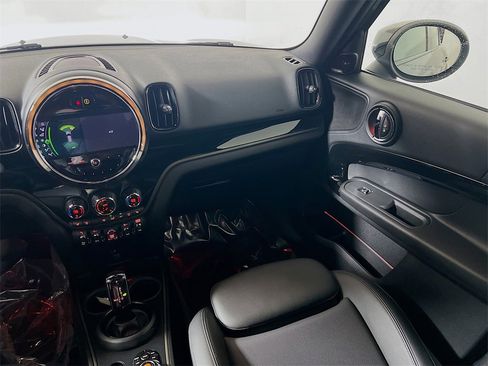 Used 2021 MINI Cooper Countryman S w/ Driver Assistance Package image 22