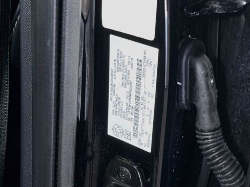 Used 2021 Ford F150 Lariat w/ Equipment Group 502A High AWD/4WD image 28