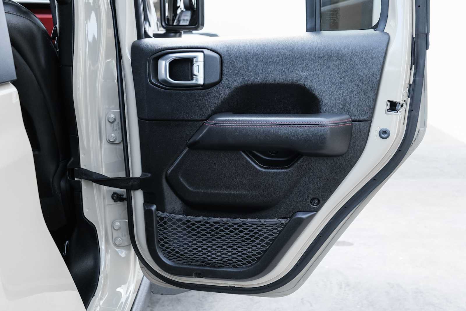 Used 2022 Jeep Gladiator Rubicon AWD/4WD image 42