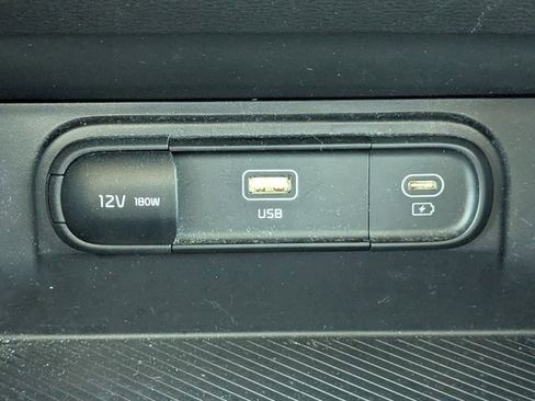 Certified 2024 Kia Sportage LX image 25