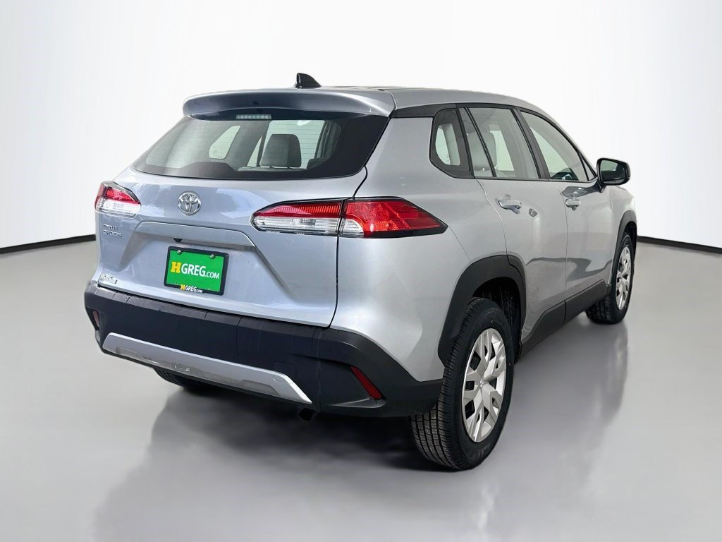 Used 2025 Toyota Corolla Cross L FWD image 10