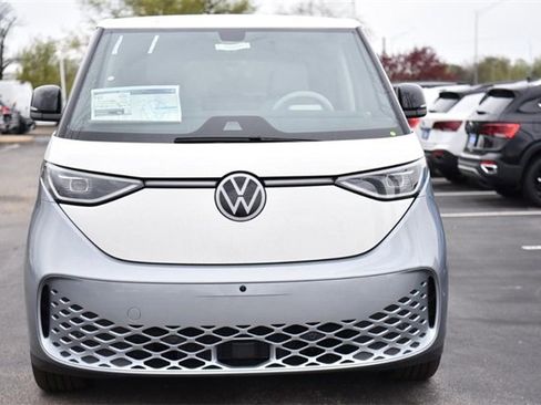 New 2025 Volkswagen ID. Buzz 1st Edition image 4