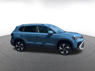 Used 2026 Volkswagen Taos SE AWD/4WD video 2