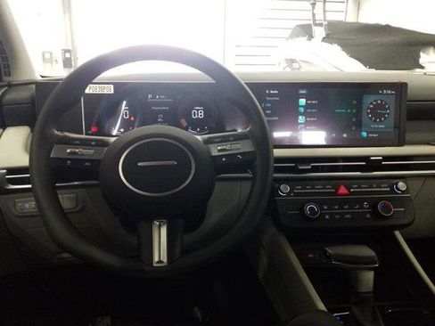 New 2026 Hyundai Tucson SE image 4