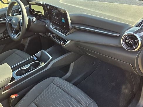 Certified 2025 Chevrolet Equinox LT image 14