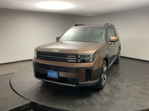 Used 2024 Hyundai Santa Fe Limited AWD/4WD image 3