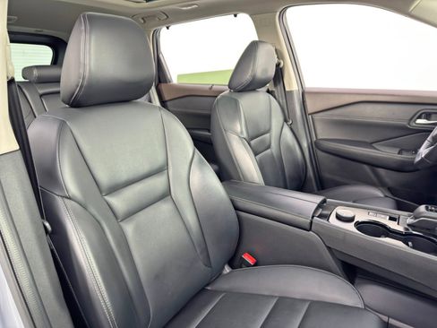 Used 2023 Nissan Rogue SV w/ SV Premium B Package AWD/4WD image 33