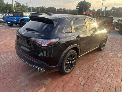 Used 2024 Honda HR-V Sport image 14