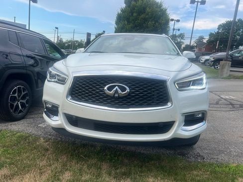 Used 2020 INFINITI QX60 Luxe w/ Essential Package AWD/4WD image 5