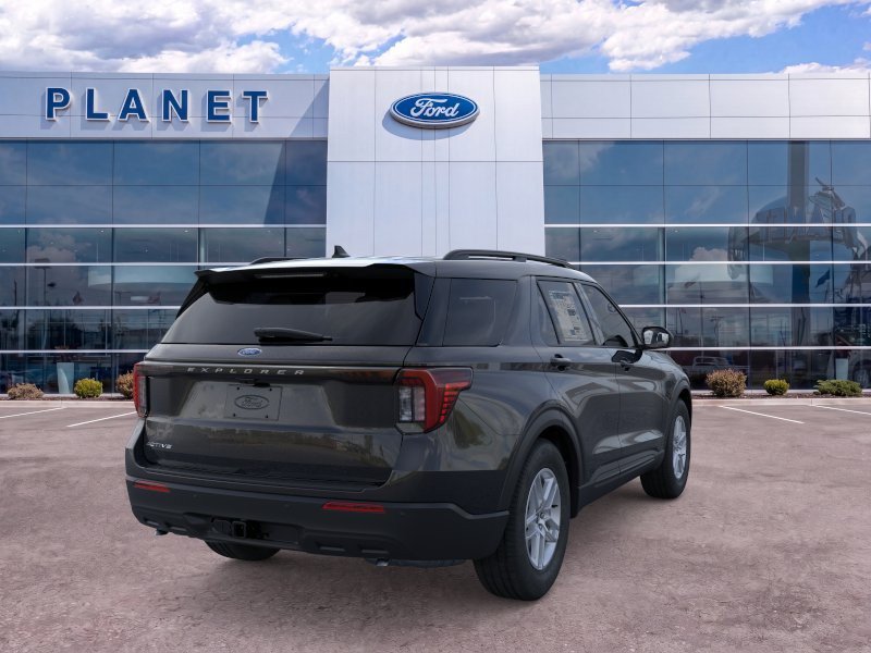 New 2026 Ford Explorer Active RWD image 10