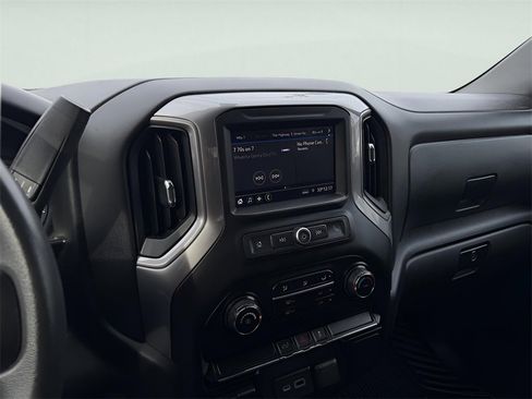 Used 2021 Chevrolet Silverado 1500 Custom image 21