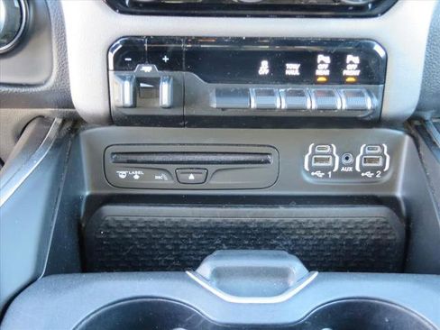 Used 2019 RAM 1500 Big Horn image 31