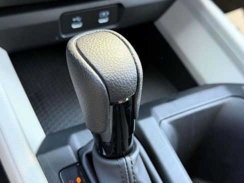 Used 2023 Honda Accord LX image 28