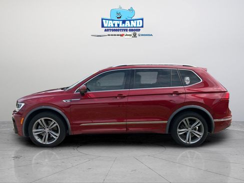 Used 2019 Volkswagen Tiguan SEL R-Line FWD image 2