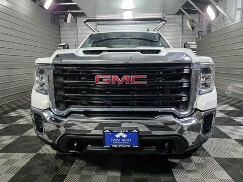 Used 2023 GMC Sierra 2500 Pro w/ Convenience Package AWD/4WD image 3