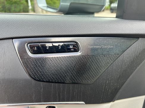 Used 2020 Volvo XC90 T6 Momentum AWD/4WD image 36