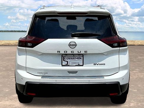 Used 2024 Nissan Rogue SV w/ SV Premium Package AWD/4WD image 7