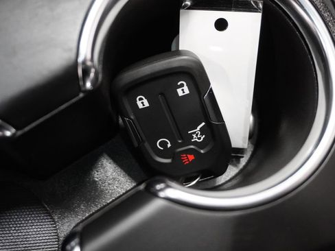 Used 2024 GMC Terrain SLT w/ Elevation Edition image 29