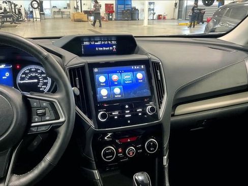 Used 2022 Subaru Forester Limited image 6